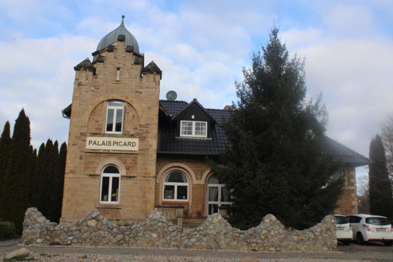 Palais Picard Westfluegel Villa ทาเลอ ภายนอก รูปภาพ